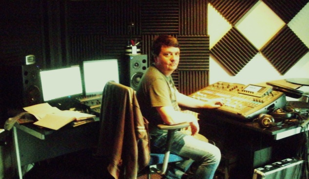 Neil in situ at Starry Studios